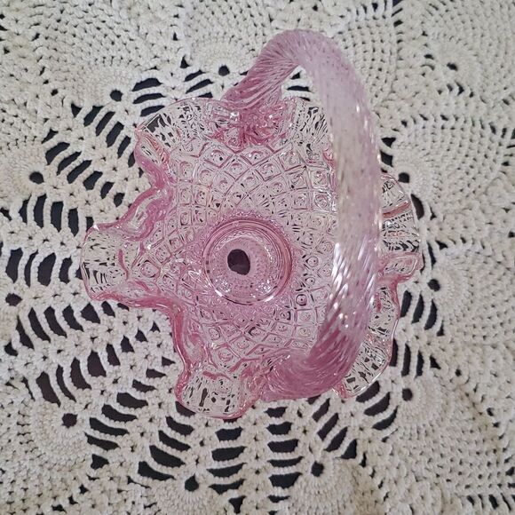 Vintag Fenton Art Glass Pink Glass Ruffled Small Basket Twisted Handle - Picture 5 of 9